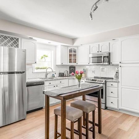 Spotless 4Br Near Clt Uptown, Fast Wi-Fi Apartment Шарлът Екстериор снимка